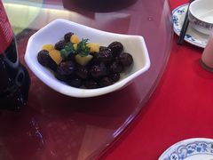 -鸿一饭店(隐秀路店)