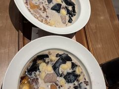 -RUXU入续糖水铺与包(卓悦中心店)