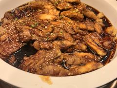 -牛YO寿喜烧·铁板烧和牛火锅自助(市府恒隆店)