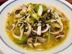 -侬佳蒸菜馆(听潮店)