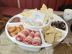-鸡遇虾煲干锅火锅(小寨金莎店)