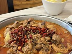 铁锅肥肠鸡-彭记铁锅肥肠(东四总店)