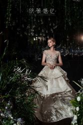 -欣薇婚纱(新源乐汇城店)