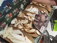 -芸山季·云南山珍菌火锅(人民广场来福士店)