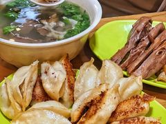 -锅贴王小吃(南大街店)