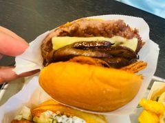 芝士牛肉蘑菇堡-Shake Shack(成都太古里店)