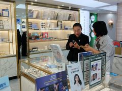 -世纪大明眼镜·林德伯格·蔡司官方授权店(武昌旗舰店)