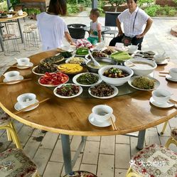 67673人均变态_中国人均寿命变化图(3)