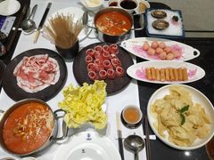 咸蛋黄虾丸-红鼎豆捞·非遗鲍皇汤火锅(宝丰路店)