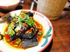 长沙臭豆腐-洞庭土菜馆(天河北总店)