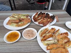 -一品鲜鱼锅贴(人民一路店)