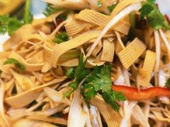 -超越海鲜屋(飞龙物业店)