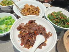 -山涧肴·湘味家肴(松岗满纷天地店)