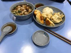 -天天锅贴王(迎凤街店)