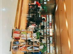 -新华书店(沙坪坝书城店)