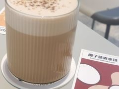 燕麦牛奶拿铁-Seesaw Coffee(上生新所店)