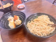 -赵宝美煎包店