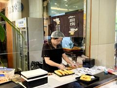 -高玛纳驴肉火烧(一世界店)