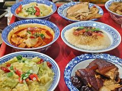 -蓝田九大碗民俗食府(蓝田店)