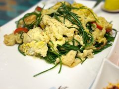 -三江源美食城