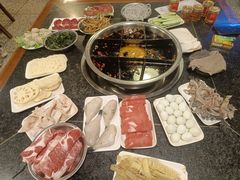 -邓莽子老火锅(中兴路总店)