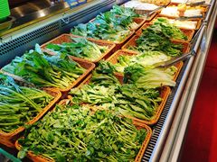 蔬菜拼盘-蒙肥羊·酸汤潮牛·鲜牛肉火锅烤肉自助(岗顶店)