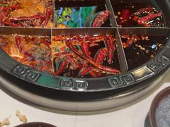 -卤校长老火锅(杨家坪直营店)