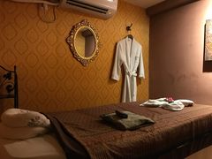 -莲泰式·中式·沐足·精油SPA采耳(天河店)