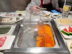 -海底捞火锅鲜切牛肉主题店(长寿路店)