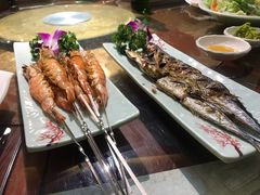 -青瓦餐厅·生鱼片·韩园烤肉(西塔店)