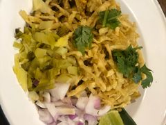 -Ongtong Khaosoi Ari Branch