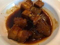 青梅红烧肉-半山腰·云南菜(侨福芳草地店)