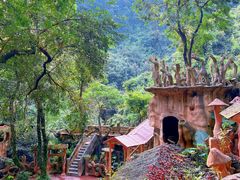 -天门沟九州驿站树上汤泉