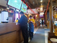 -隔壁老王·家常云南菜(花巷店)