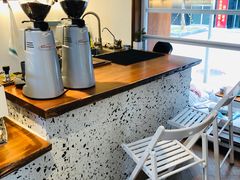 -Line 咖啡(石厦花园店)