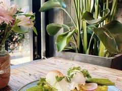 牛油果温泉蛋吐司-O'mills Sourdough Bakery&Bistro(永嘉路店)