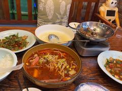 -小丫头餐厅·江浙菜·烧烤(灵隐店)