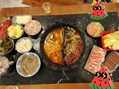 -重庆川渝肥妹火锅