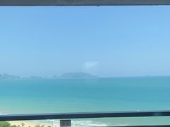 -三亚湾海居铂尔曼度假酒店