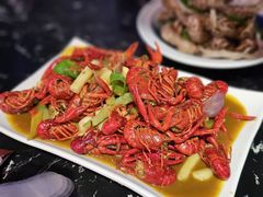-聚红尚龙虾·烧烤·家常菜(济南路新天地店)