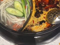 -钢管厂五区小郡肝串串香(蜀都万达店)