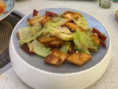 包包菜炒馕-品疆山新疆特色主题餐厅