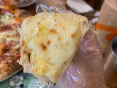 狂野拼榴莲披萨-盘炉forenza·云贵川融合小食堂 ( 钟楼中柳巷店)