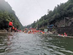 -安吉龙王山峡谷漂流