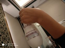 -思妍丽美容
