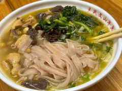 -文山荷鲜居(翠湖店)
