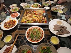 -张大胡子鱼头火锅酒楼(长益路店)