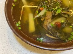 彝家酸菜汤-浮何烤铺(桐梓林店)