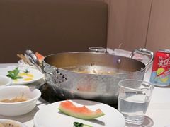 -七欣天香辣蟹火锅(闵行浦江欢乐颂店)
