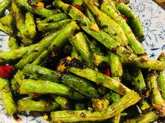 -蜜桃餐厅·伴山(绿宝广场店)